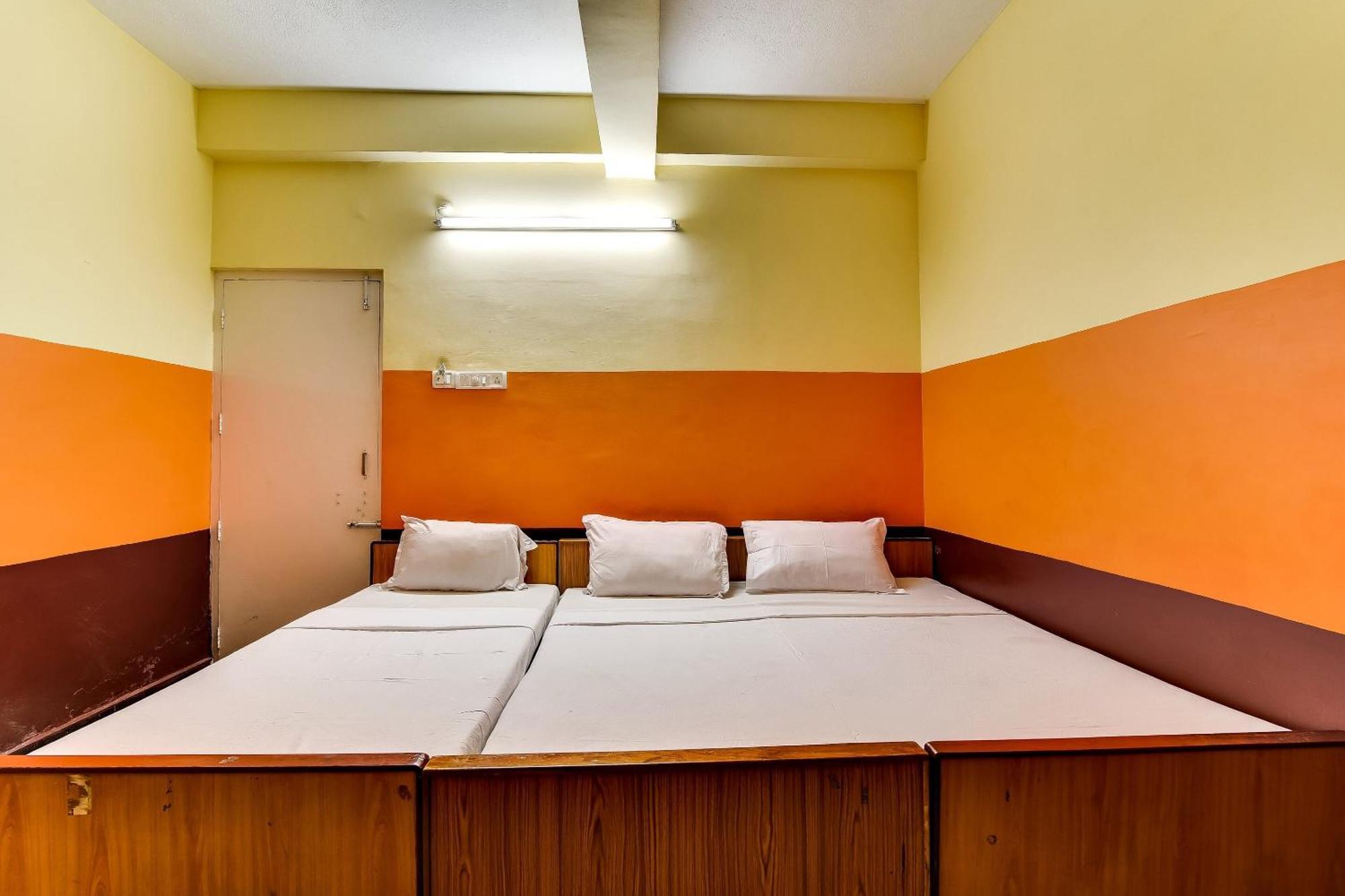 Hotel O Srinivasa Residency Lodge Tirupati Exterior photo